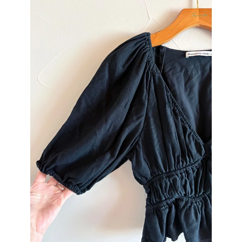Abercrombie & Fitch Black Linen Blend Puff Sleeve Smocked Peplum Blouse‎ small